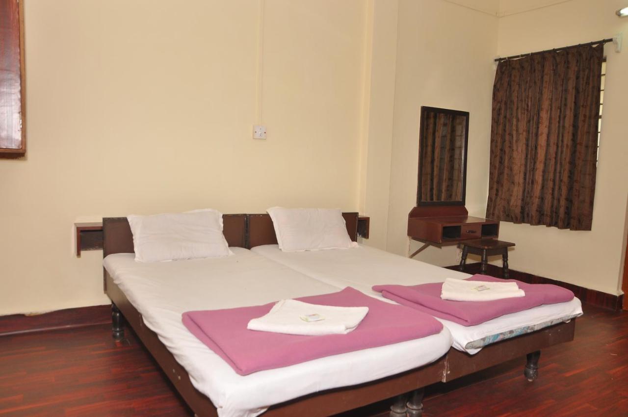 Koyna Lake Resort Koynanagar Buitenkant foto